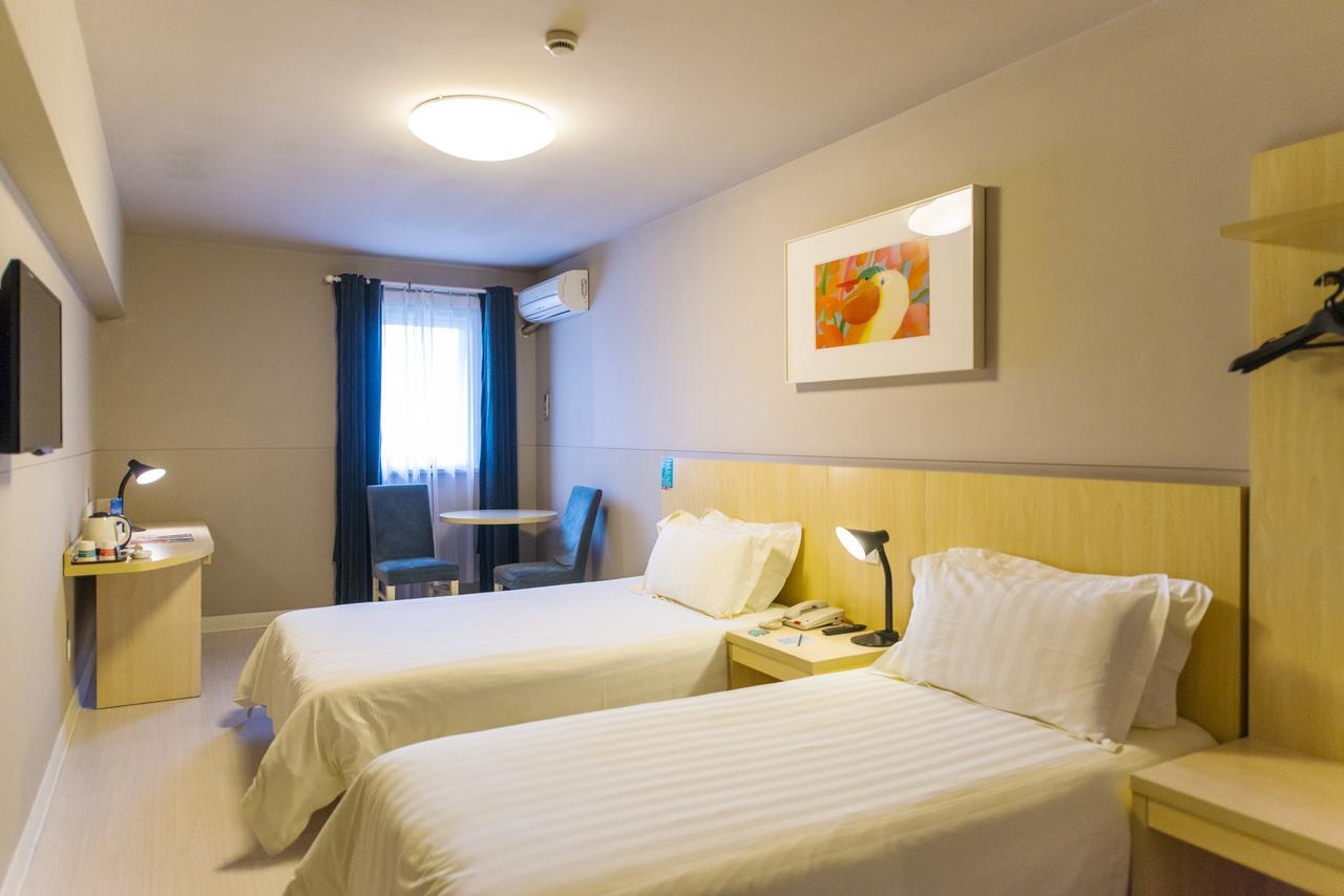 Jinjiang Inn Cangzhou West High Speed Railway Station Rongsheng Square Buitenkant foto